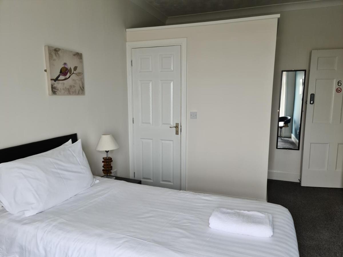 2 The Green, Exceptional Large House, Sea Views Loads Of Bathrooms Seaton Carew Exterior photo